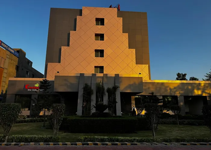 Lords Plaza Ankleshwar Hotel