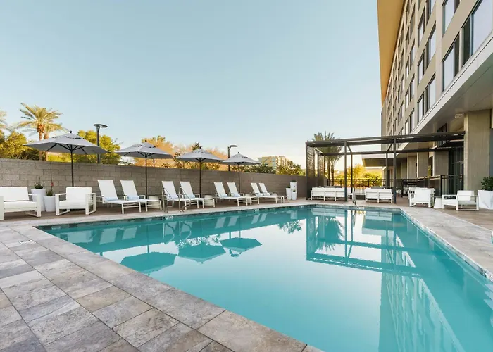 Ac Hotel By Marriott Scottsdale North Paradise Valley