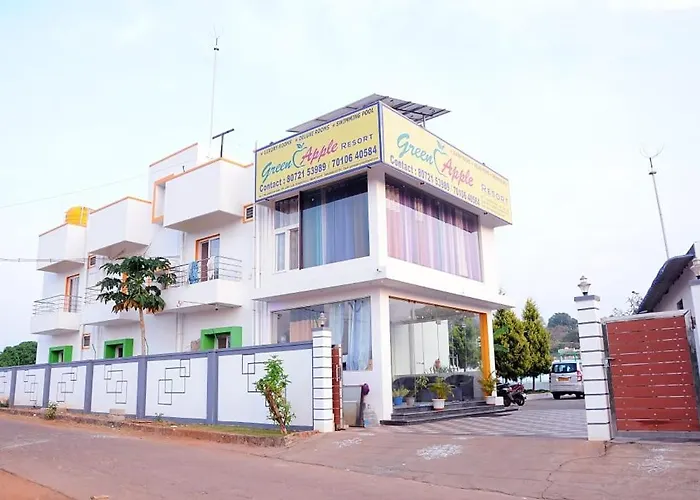 Green Apple Resorts Yelagiri