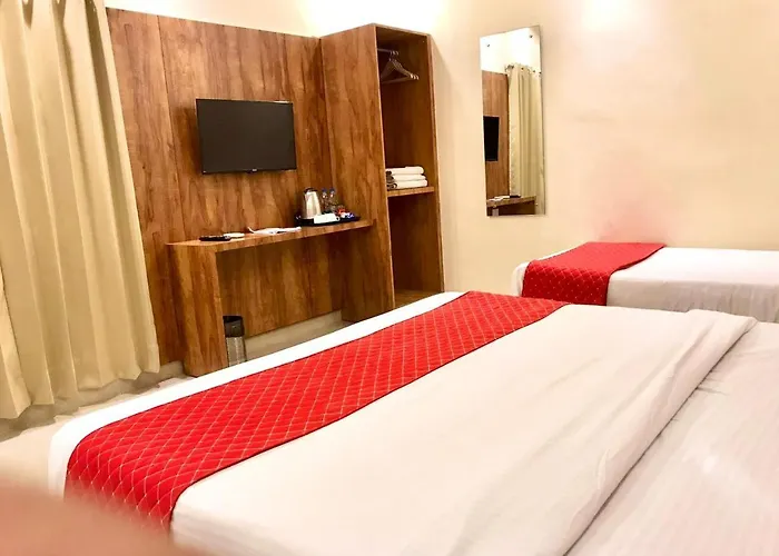 Hamptan Hotel - 200 Mt From Golden Temple Amritsar