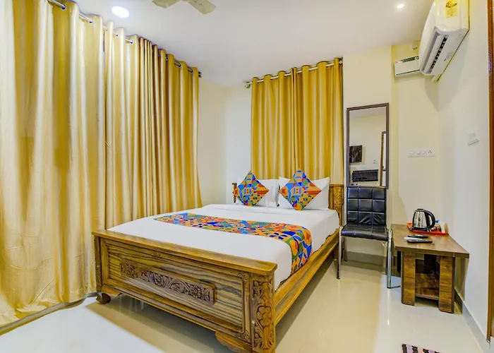 Via Rithun Residency - Jayanagar Anjaneyaswamy Temple Hotel Bangalore