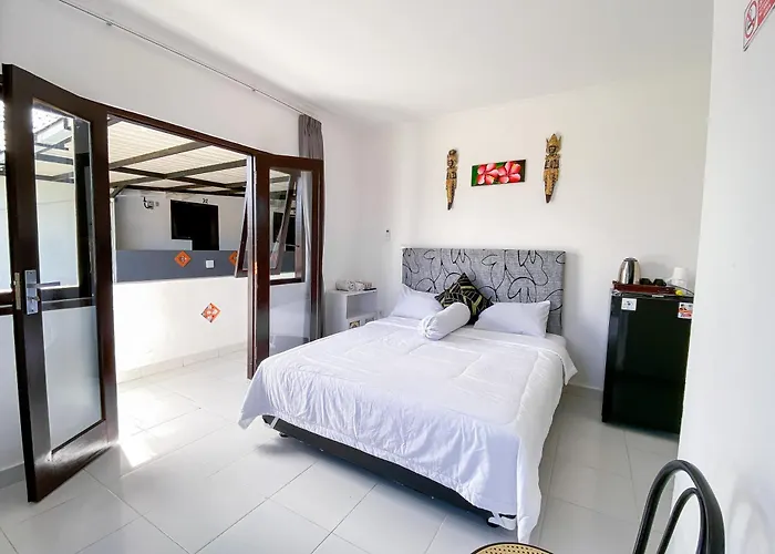 Kana Guest House Mitra Reddoorz Uluwatu 