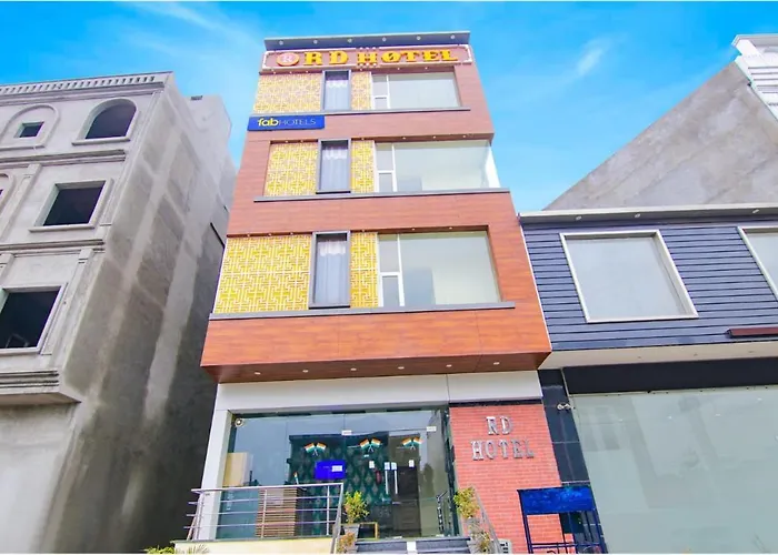 Hotel Rd Zirakpur