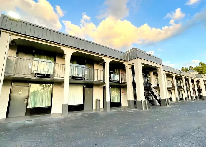 Budgetel Walterboro