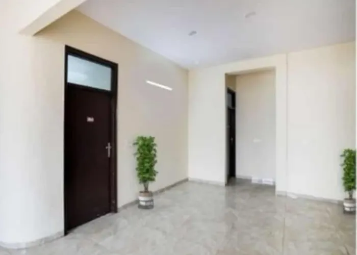 Play Ansal Golf Link 1 - Couple Friendly Hotel Greater Noida
