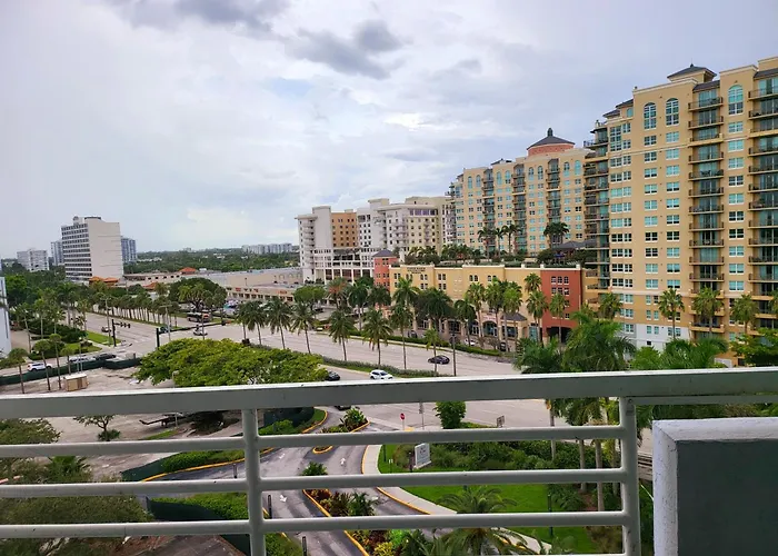 Galleria Mall Condo Hotel-Doubletree Hilton Fort Lauderdale