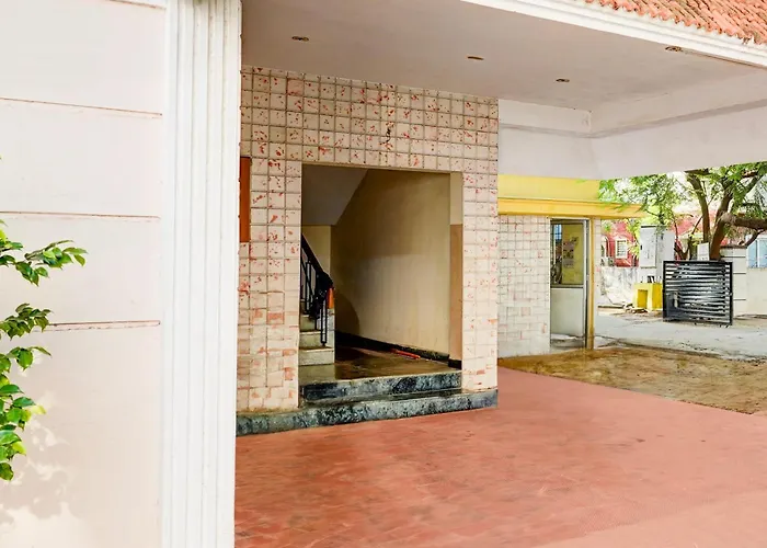 Hotel O Geetham Stays Chennai