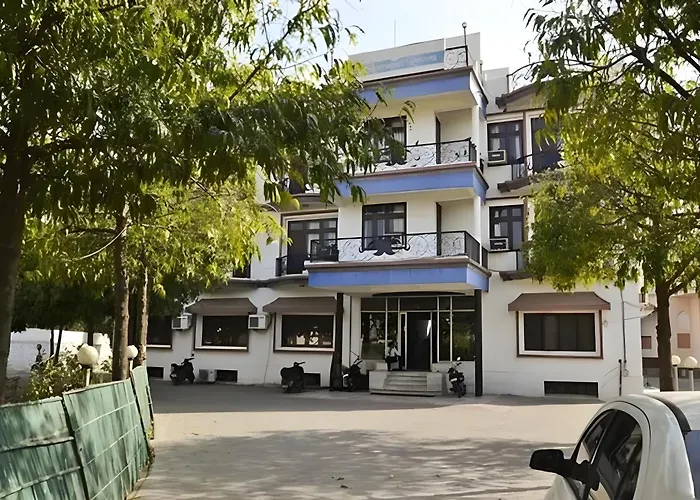 Hotel Amrapali Jaipur