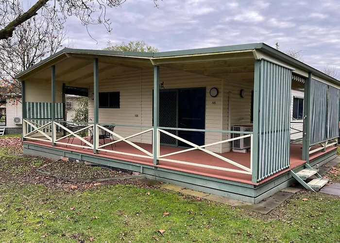 Kismet Riverside Lodge Howlong