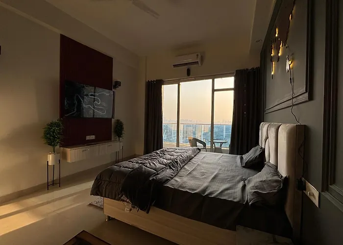Skyline Studios Greater Noida