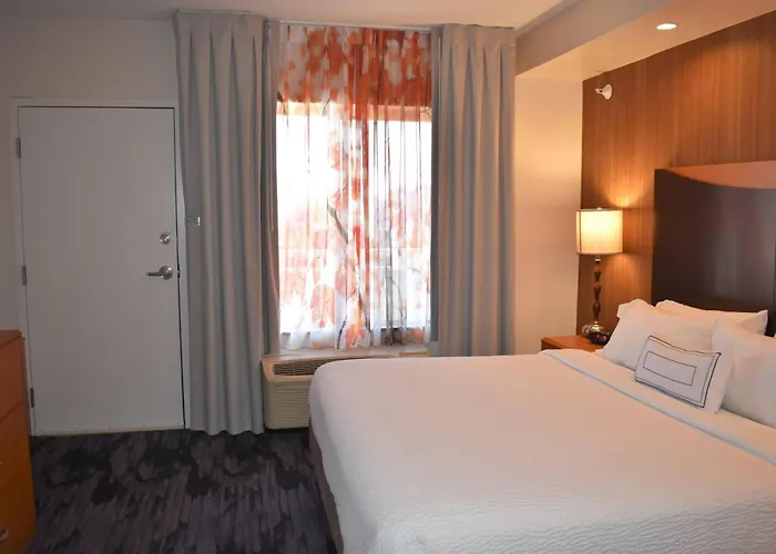Fairfield Inn And Suites By Marriott Strasburg Shenandoah Valley