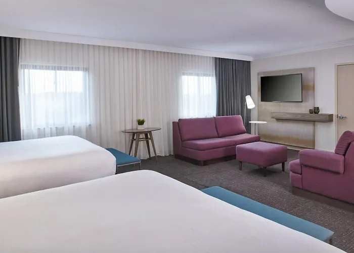 Delta Hotels By Marriott Detroit Novi Farmington Hills