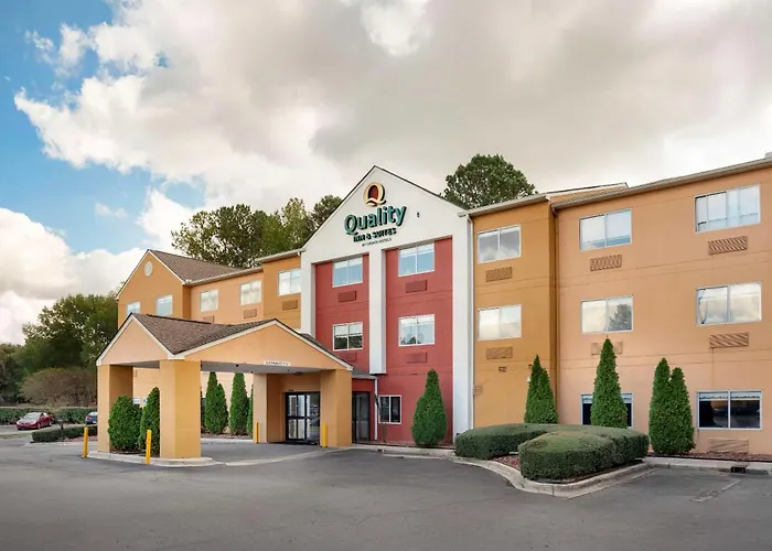 Quality Inn & Suites Birmingham - Highway 280