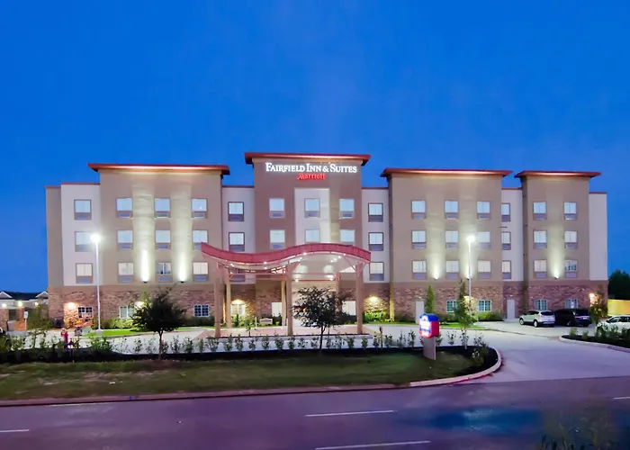 Fairfield Inn And Suites By Marriott North Spring