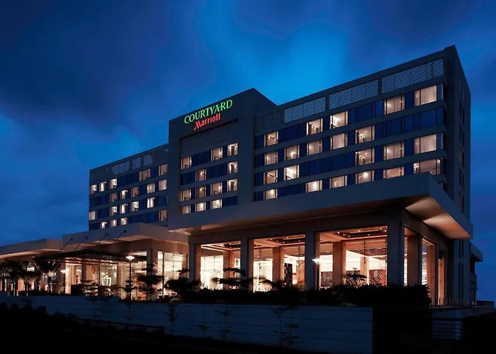 Courtyard By Marriott Pune Chākan