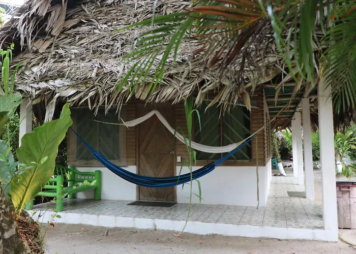 Hotel Salvador Gaviota Livingston