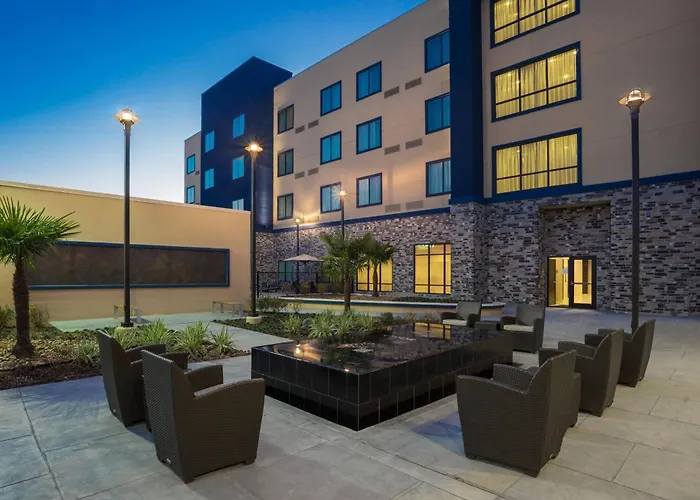 Courtyard By Marriott Houston Katy Mills Hotel
