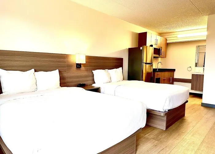 Westport Inn Grande Prairie