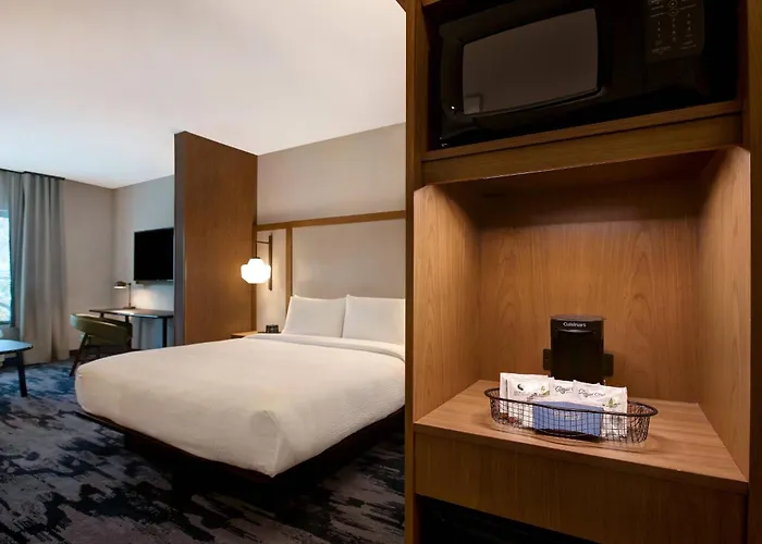 Fairfield Inn & Suites By Marriott Chicago Bolingbrook