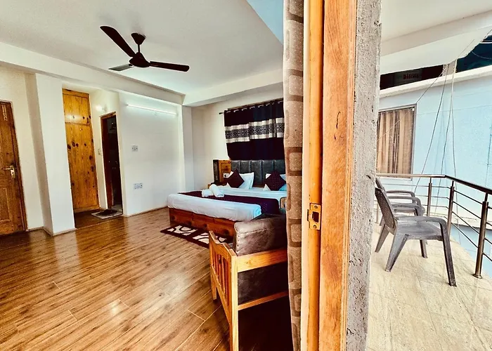 The Royal View Cottage Manali 