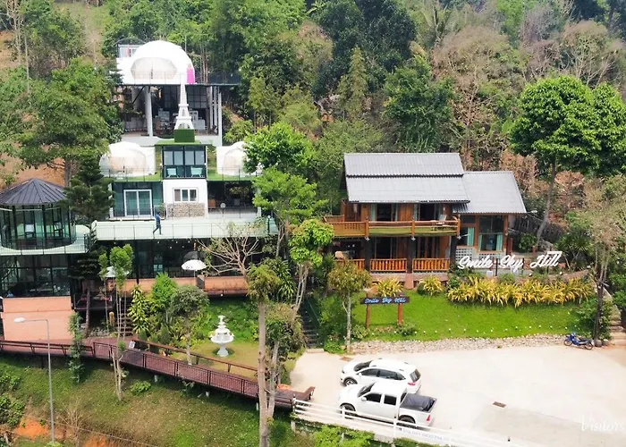 Hotel Blue Sky Moncham Chiang Mai