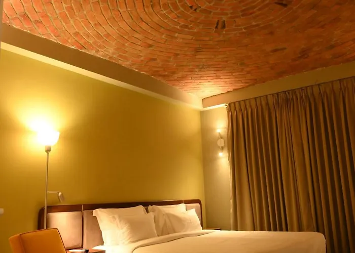 Mavi Retreat Hotel Badami