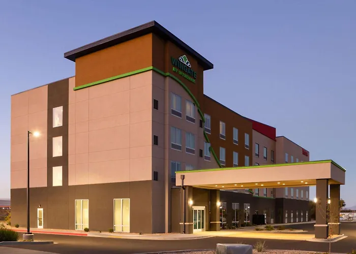 Wingate By Wyndham Kingman Hotel