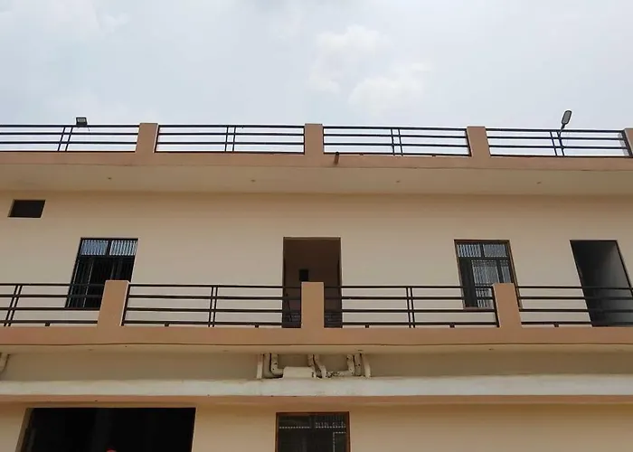 Hotel O Home Avadh Garden Homestay Ayodhya