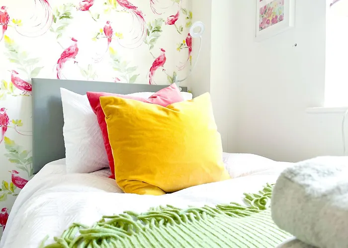 Cotswold Dream Getaways Bed & Breakfast Cirencester
