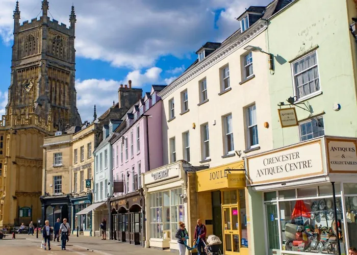 Cotswold Dream Getaways Bed & Breakfast Cirencester