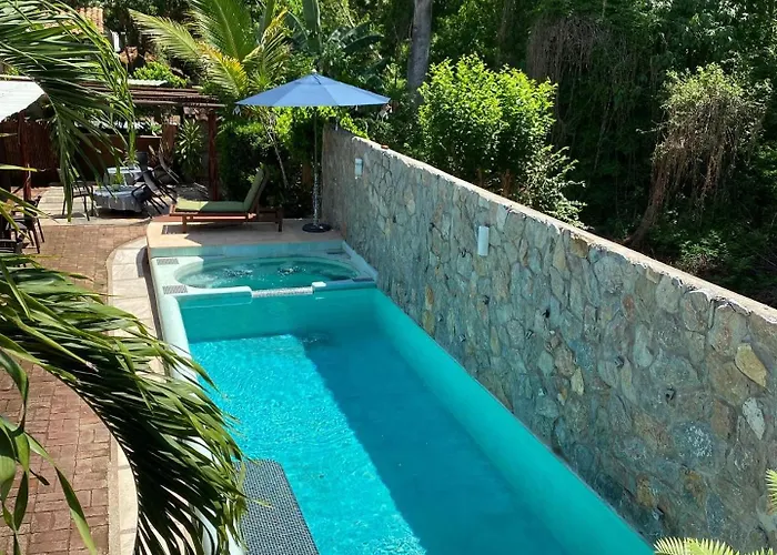 Hotel Restaurante Mi Jardin Troncones