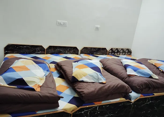 Hotel Narayana Residency Gupta Kashi