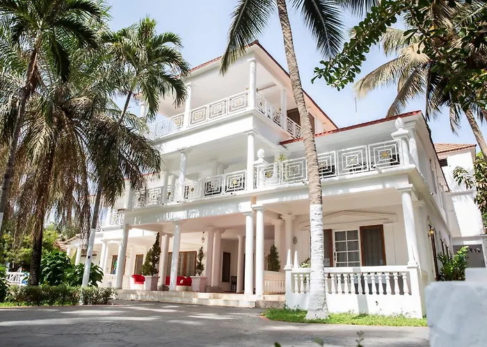 Coconut Residence & Spa Kololi