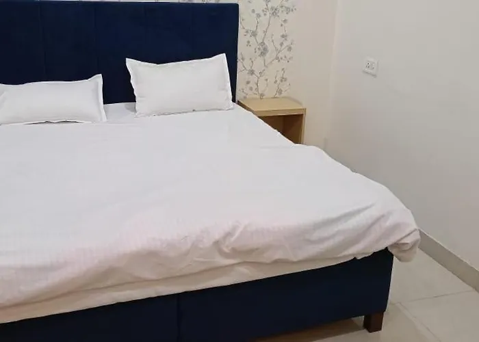 Hotel Saffron Meerut