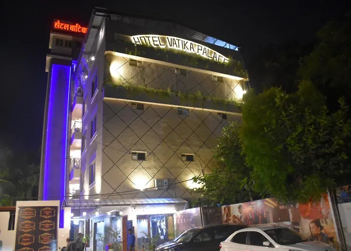 Hotel Vatika Palace New Narmadapuram