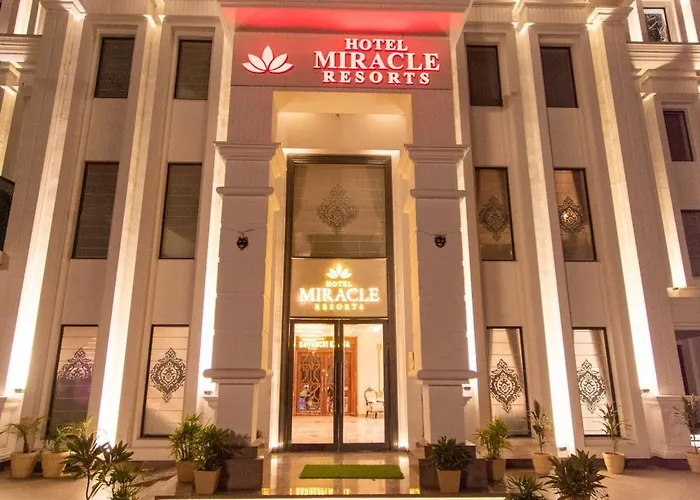 Hotel Miracle Resort Phagwara