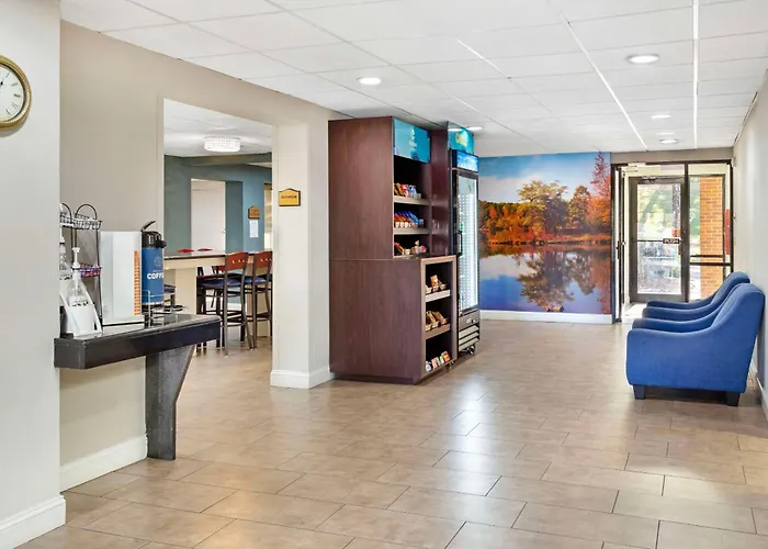 Clarion Pointe Durham Research Triangle Park Hotel