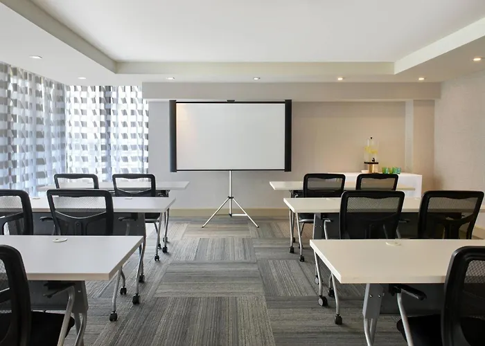 Four Points By Sheraton Coral Gables Miami