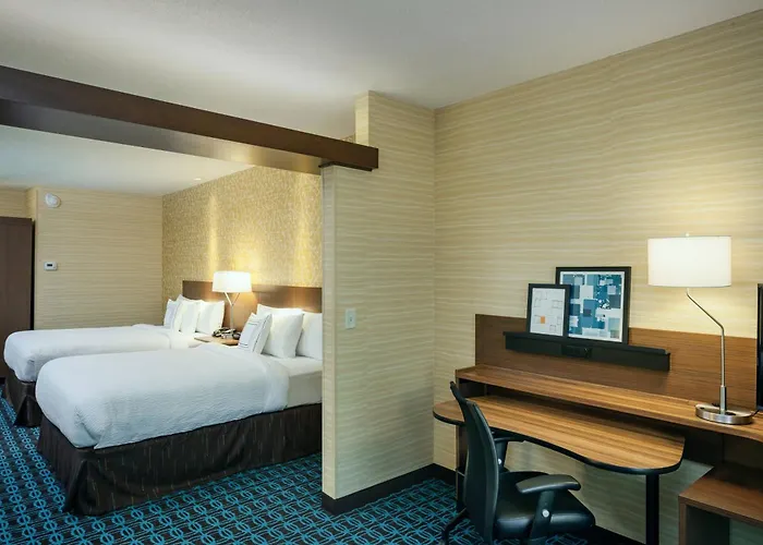 Fairfield Inn & Suites By Marriott Tacoma Dupont