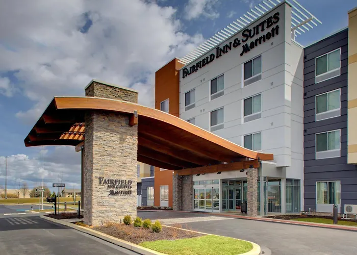 Fairfield Inn & Suites By Marriott Allentown West Breinigsville