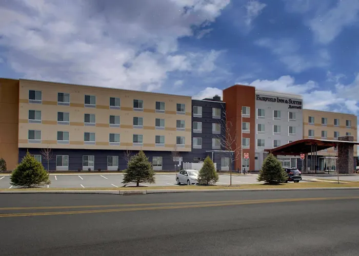 Fairfield Inn & Suites By Marriott Allentown West Breinigsville