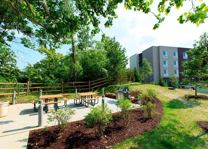 Fairfield Inn & Suites By Marriott Philadelphia Valley Forge/Great Valley Berwyn
