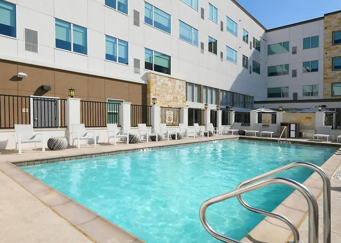 Element Austin Round Rock Hotel