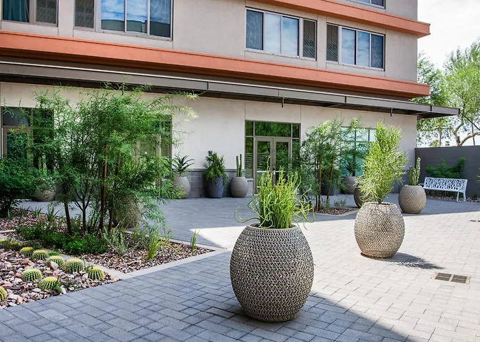 Element By Marriott Scottsdale At Skysong Hotel