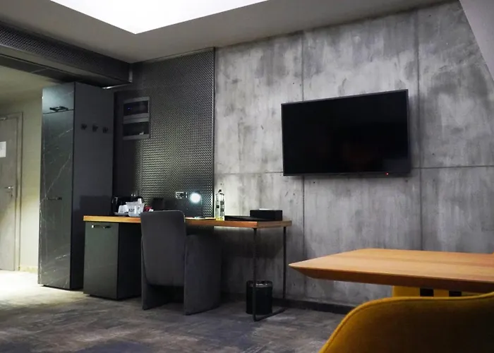 Aniroc Signature Hotel Arad
