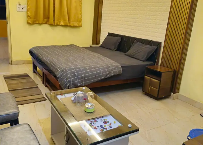 Hotel Glassy 11 Bhilai