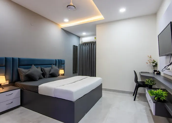 Housr 84 Kondapur Hyderabad Near Botanical Garden Hotel