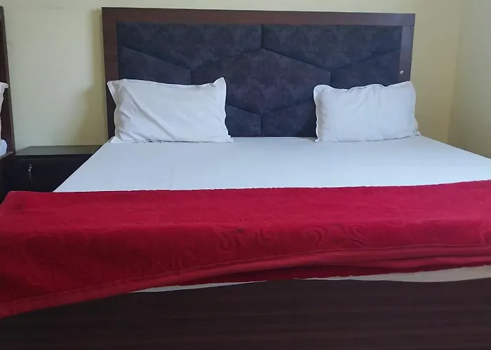 Shree Ram Bhawan Hotel Vrindavan