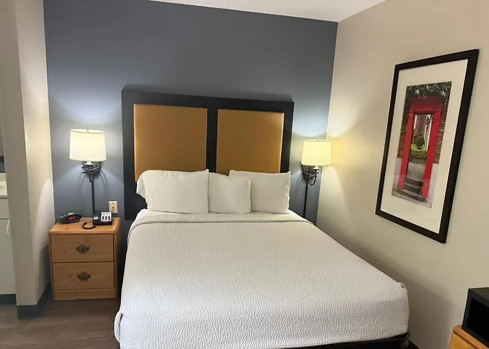 Mainstay Suites- Washington Dulles Airport Chantilly