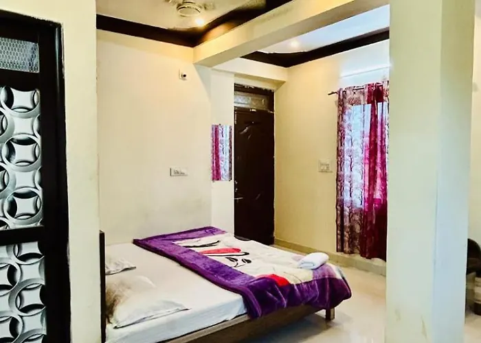 Hotel O Shree Jee Hotel Udaipur